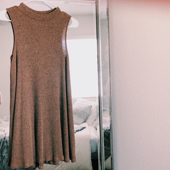 Dresses & Skirts - ❗️SOLD ❗️ Rusty Orange Dress 🍂